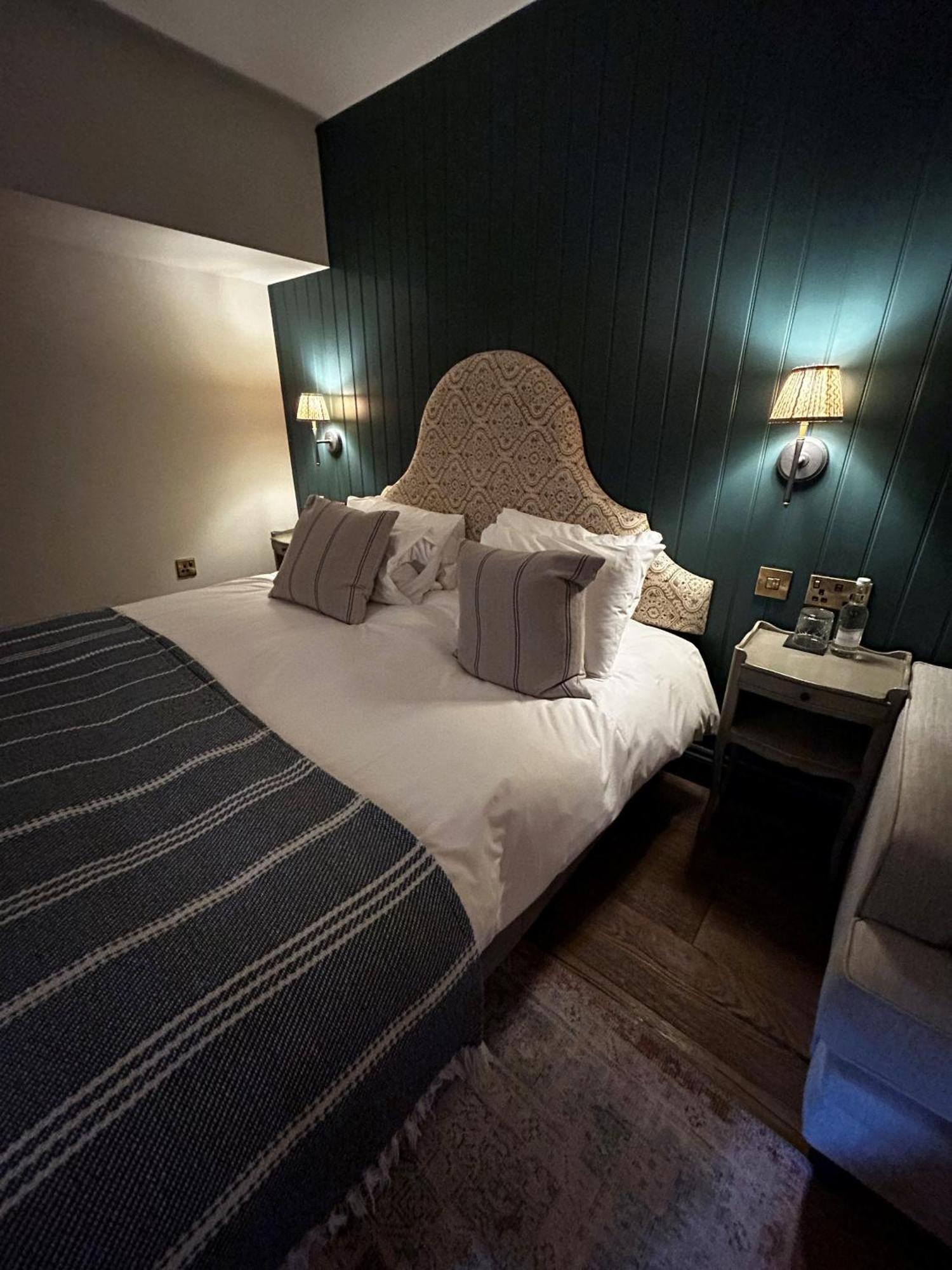 Egypt Mill Hotel And Restaurant เนลส์เวิร์ธ ภายนอก รูปภาพ